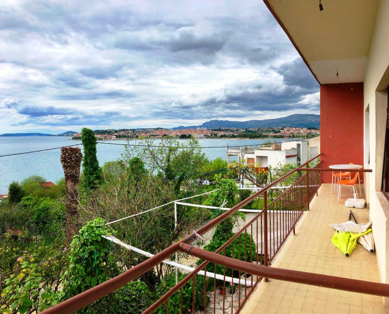 Apartmani Zorka โปดสตรานา ภายนอก รูปภาพ
